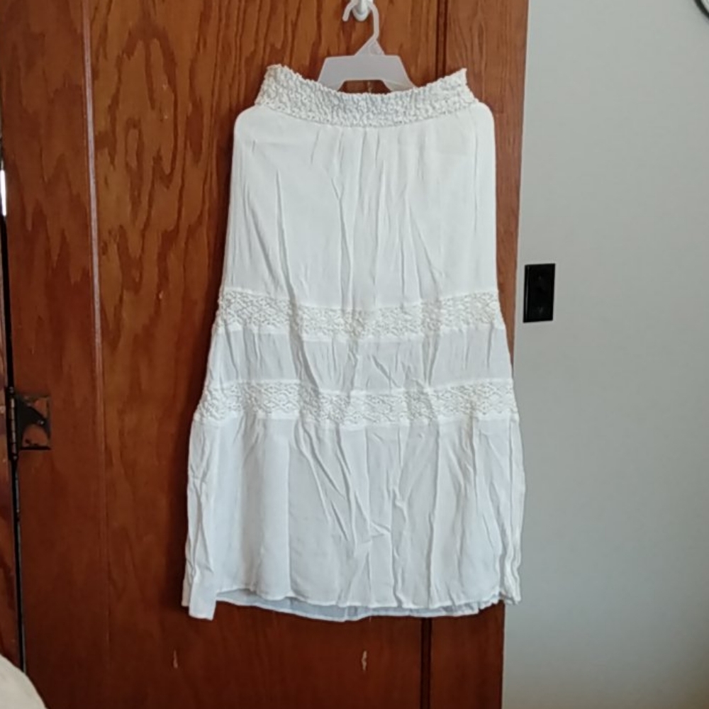 Rue 21 white skirt